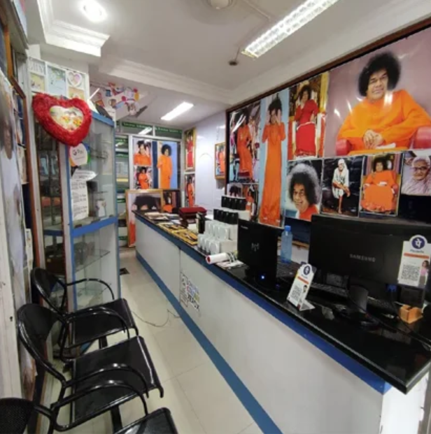 Baba Studio Digital Colour Lab